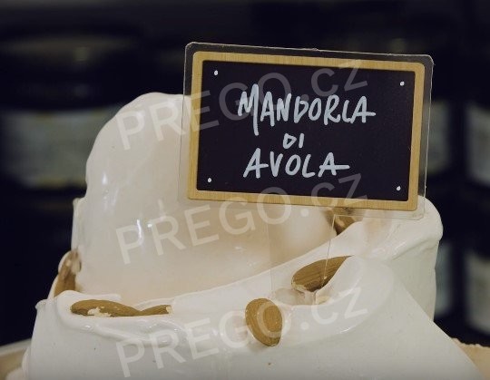 Zmrzlina Mandle d'Avola